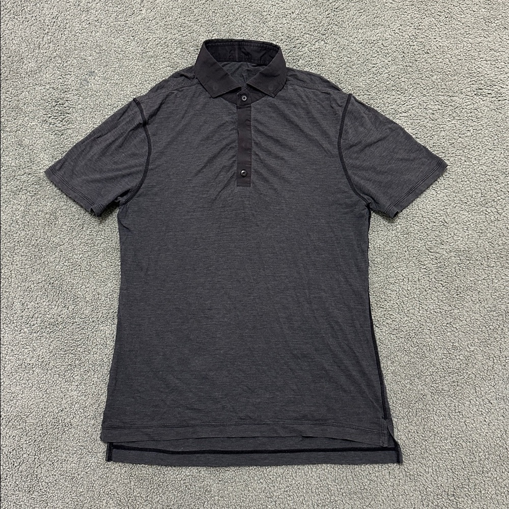 Lululemon Polo Shirt Hidden Buttons Short Sleeve Golf Performance mens Size M?